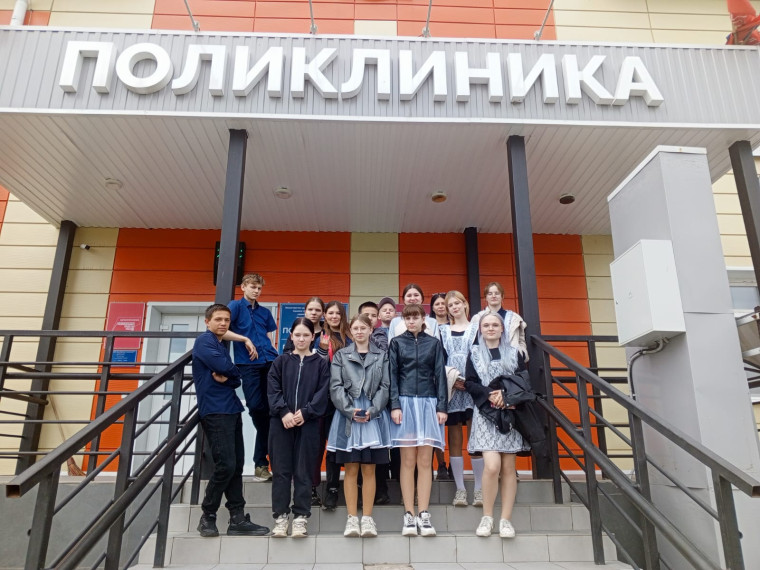 Профориентационная экскурсия в Идринскую поликлинику..